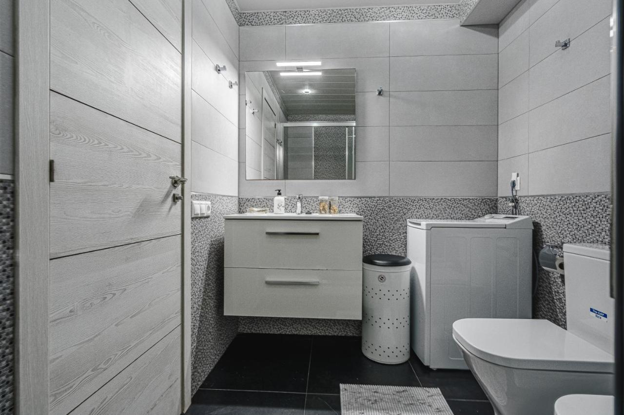 Amazing 3 Bedroom Apartment On The First Line Of The Best Las Americas Beach, Air Conditioner And Terrace Ocean View Playa de las Américas Extérieur photo